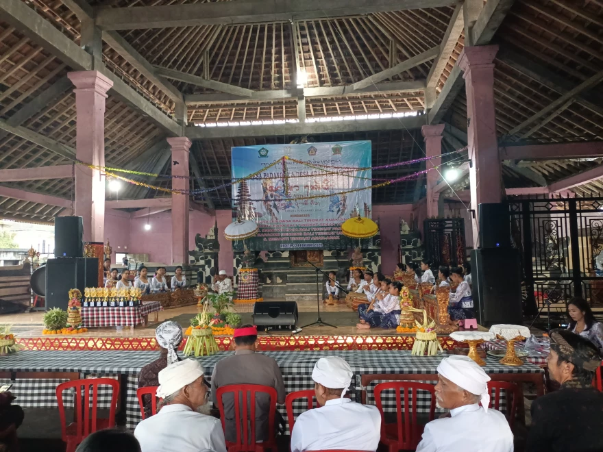 PELAKSANAAN BULAN BAHASA BALI
